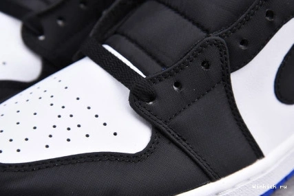 AIR SE TOE' MID JORDAN 'ROYAL 1 BLACK 1104